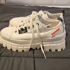 Palladium Women's White Chunky
