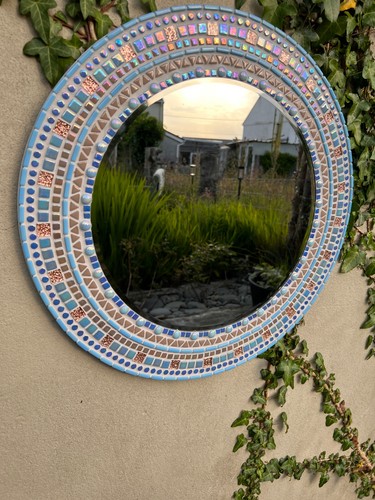 Round mosaic wall - wall, mirror