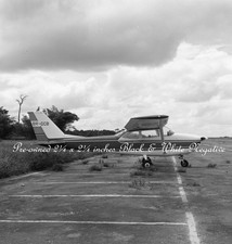 Cessna 172 Skyhawk 8R-GCB, B&W