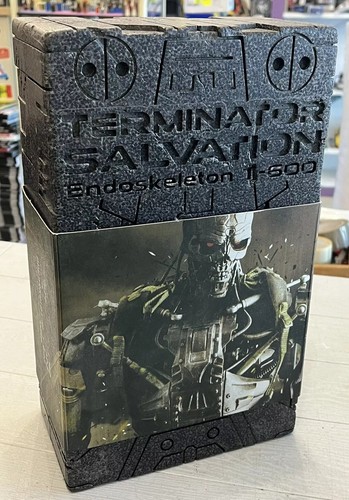 Hot toys terminator - hot, salvation