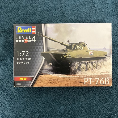 Revell 76b scale model - revell, 1/72