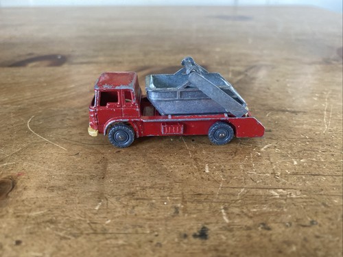 Rare vintage husky - rare, bedford
