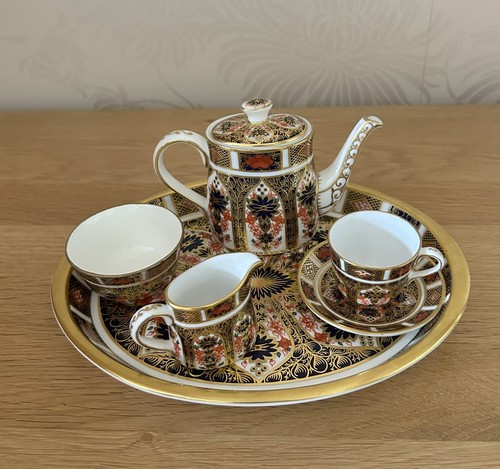 Royal crown derby - crown, imari