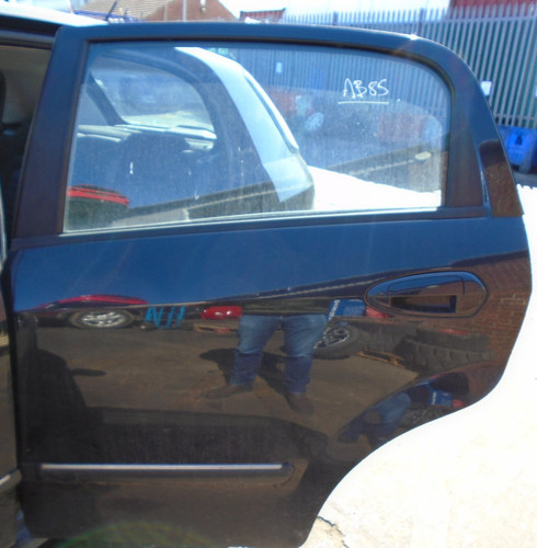 Fiat punto evo 4 5dr - 10,
