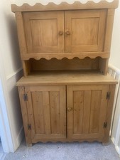 Beautiful Antique Solid pine Welsh Dresser With Under Cupboard In Fantastic Con