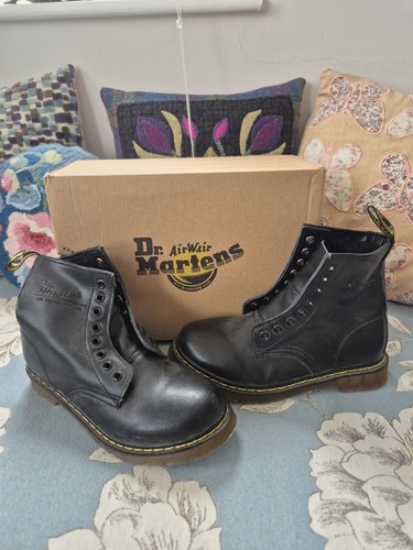 Martens size 4 black - martens, uk