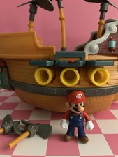 Nintendo Super Mario Playset Bowser's Air Ship Action Figure