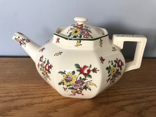 Vintage royal doulton old - royal,