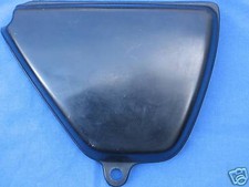 CB400F RIGHT HAND SIDE PANEL/