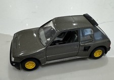 Burago 1/25 Scale Model Car