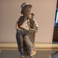 LLADRO NADAL 31cm TALL ELEGANT ENGLISH BOY AND CAT FIGURINE 432 Great condition