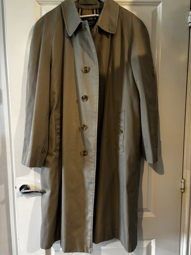 Ladies burberry trench coat - burberry,