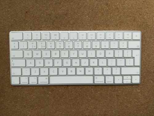 Apple magic keyboard - keyboard, british