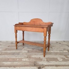 Victorian Pine Washstand |