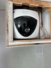 Ariston Electric Water Heater New Europrisma 10 UR 2KW EU