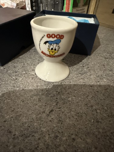 Vintage retro donald duck egg - vintage,