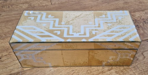 Large jewellery box gold - jewellery,