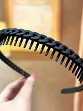 Anti-Slip Teeth Headband Women