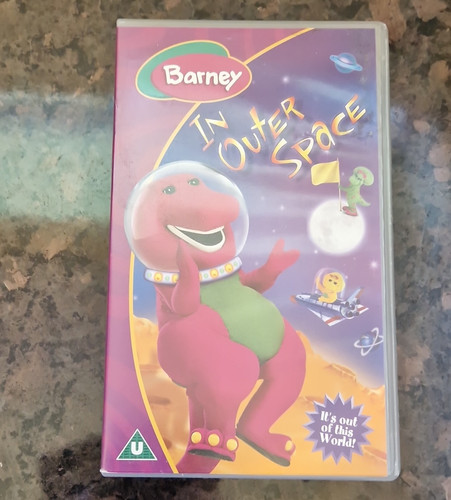 Hit entertainment barney in - barney:,