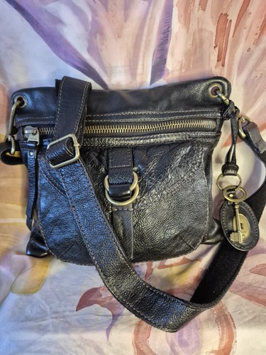 Fossil black pebbled - fossil, leather