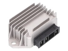 Vespa PX 125 T5 Classic VNX5T 3 Pin Rectifier / Regulator