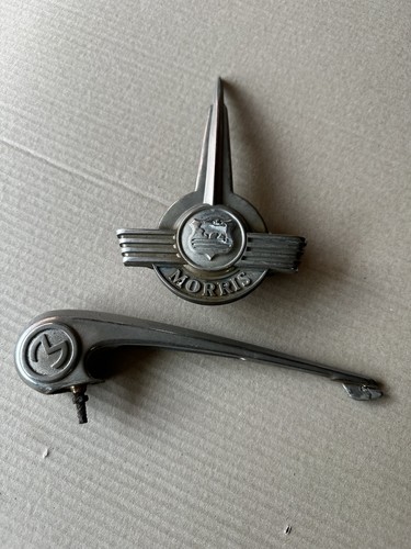 Morris minor bonnet badges - morris,