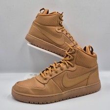 Nike Court Borough Mid