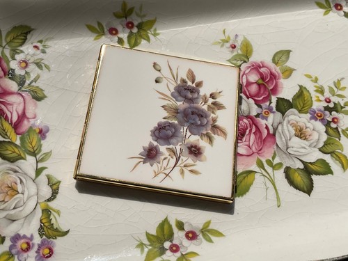 Vintage stratton compact - vintage,