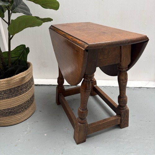 Small vintage solid oak drop - small,