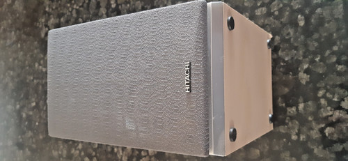 One hitachi speaker - speaker, set