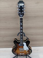 Epiphone Casino VS Hollow Body