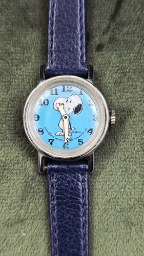 Vintage timex snoopy - timex,