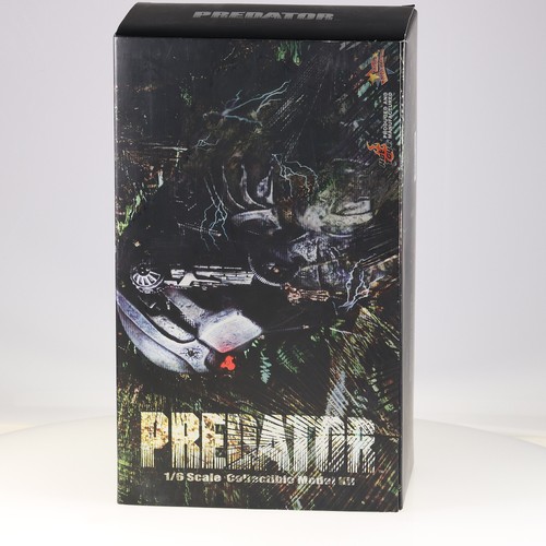 Hot toys predator jungle - toys,