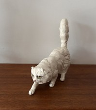 Royal Doulton - STALKING