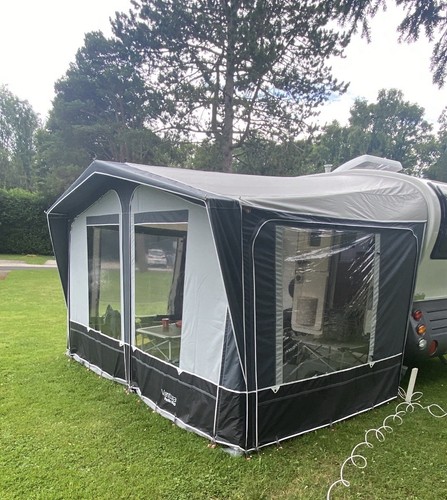 Adria action 361 - lt, awning