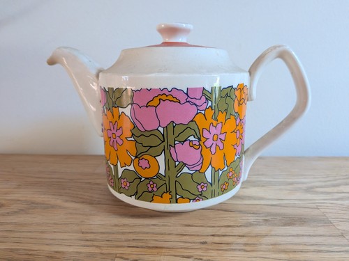 Sadler vintage floral tea pot - floral,