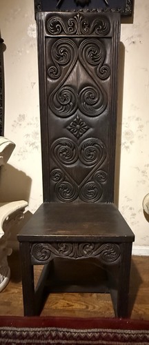 Antique carved oak hall - 53",