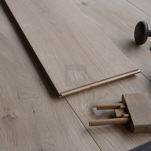 22cm wide engineered oak - 22cm,