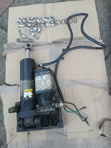 Mercury mariner 75hp outboard - mercury,