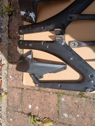 Honda blackbird givi - honda, wing