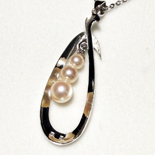 Mikimoto akoya pearl necklace - akoya,