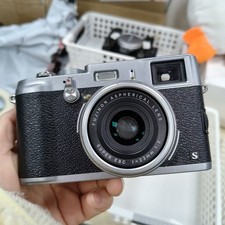 FUJIFILM Fuji X100S Silver