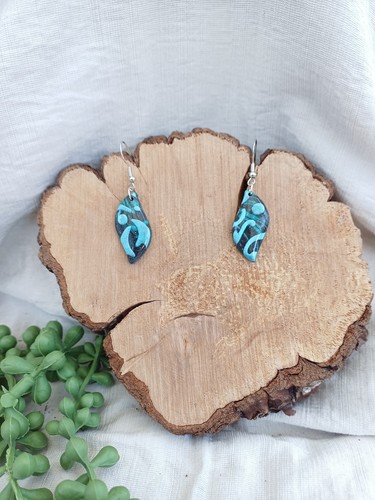 Black and turquoise marble - black,