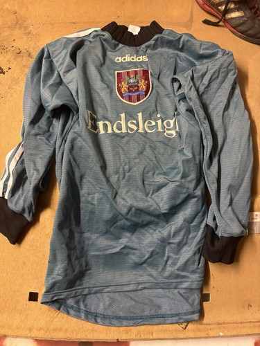 Authentic vintage burnley - burnley, fc