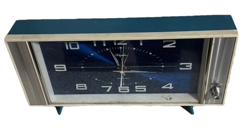 Vintage musical alarm - ,