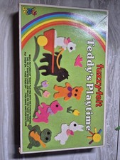 Fuzzy Felt Teddy's Playtime Vintage, good condition 1983 FREEPOST 