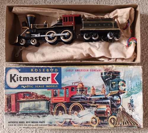 Vintage 1959 rosebud kitmaster - vintage,