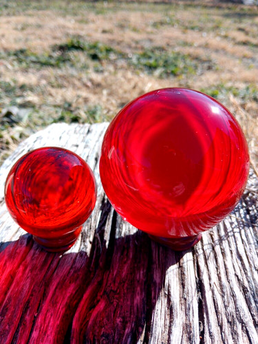 Red crystal balls - red,