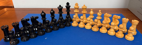 Carved staunton chess - carved, set
