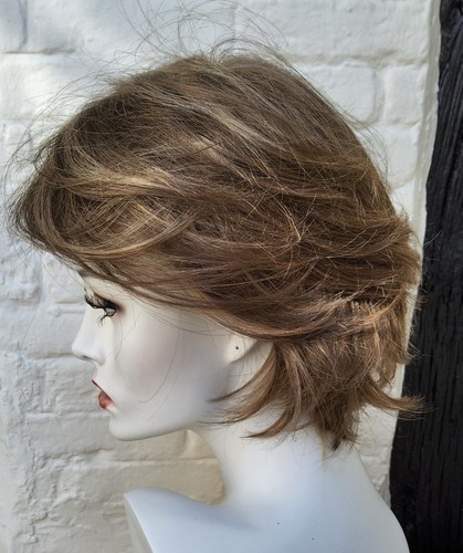 Raquel welch wig lighten - raquel,